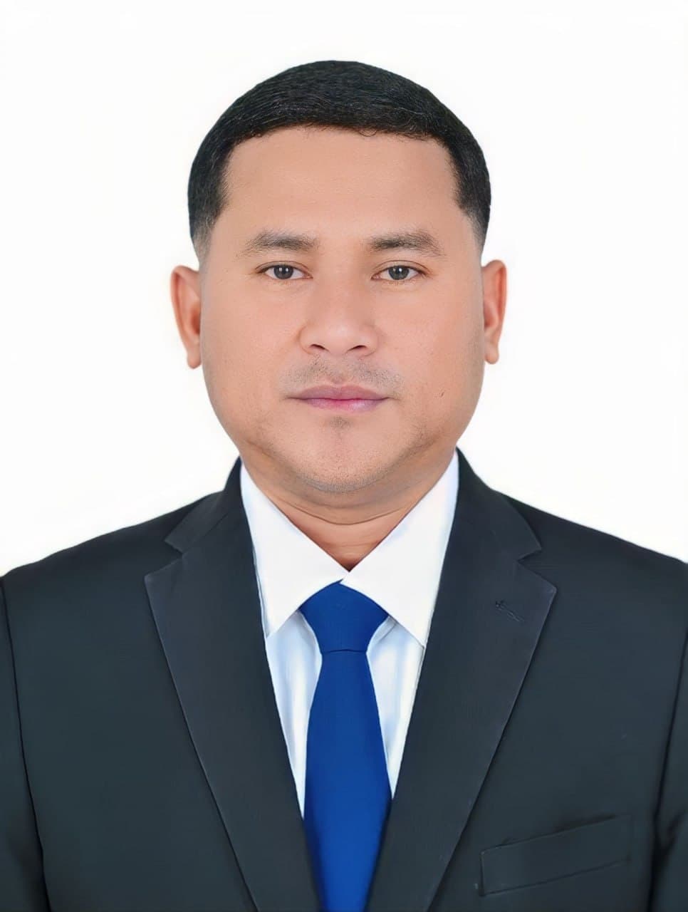 លោក ម៉ី រិទ្ធី