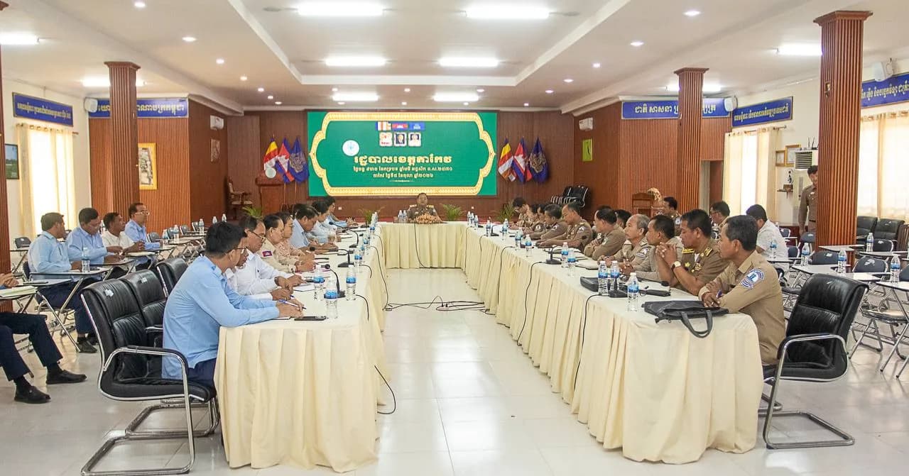អាជ្ញាធរខេត្តតាកែវជម្រុញមន្ទីរអង្គភាព និងក្រុង-ស្រុក សំអាតអនាម័យ បរិស្ថាន ដើម្បីលើកកម្ពស់សោភ័ណ្ឌភាព និងទាក់ទាញភ្ញៀវទេសចរណ៍
