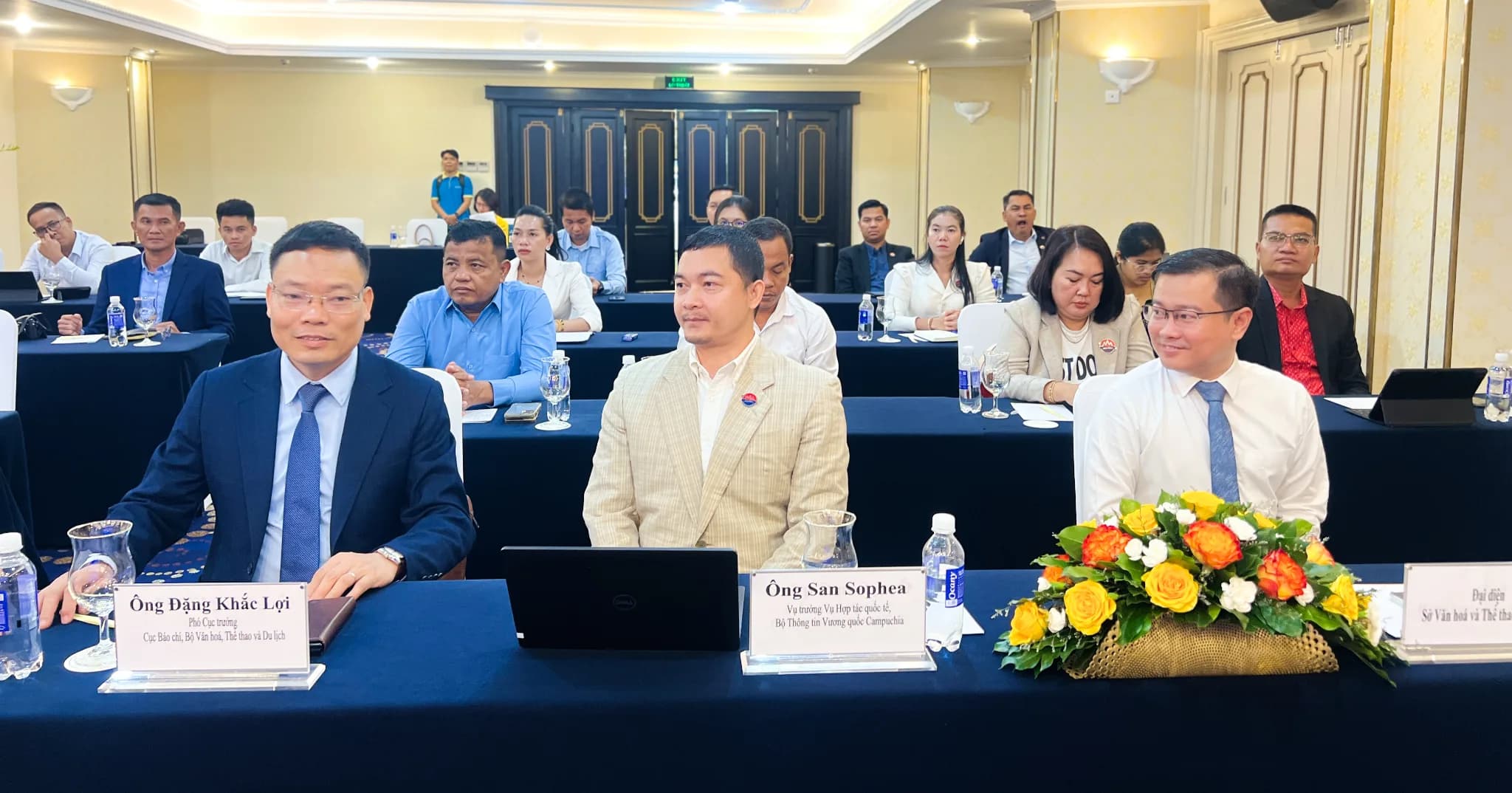 មន្ត្រីសារព័ត៌មានកម្ពុជា ២៧រូប ចូលរួមវគ្គបណ្តុះបណ្តាលស្តីពី «ជំនាញអនុវត្តន៍ឆ្លាតវៃក្នុងយុគសម័យឌីជីថល» នៅទីក្រុងហូជីមិញ