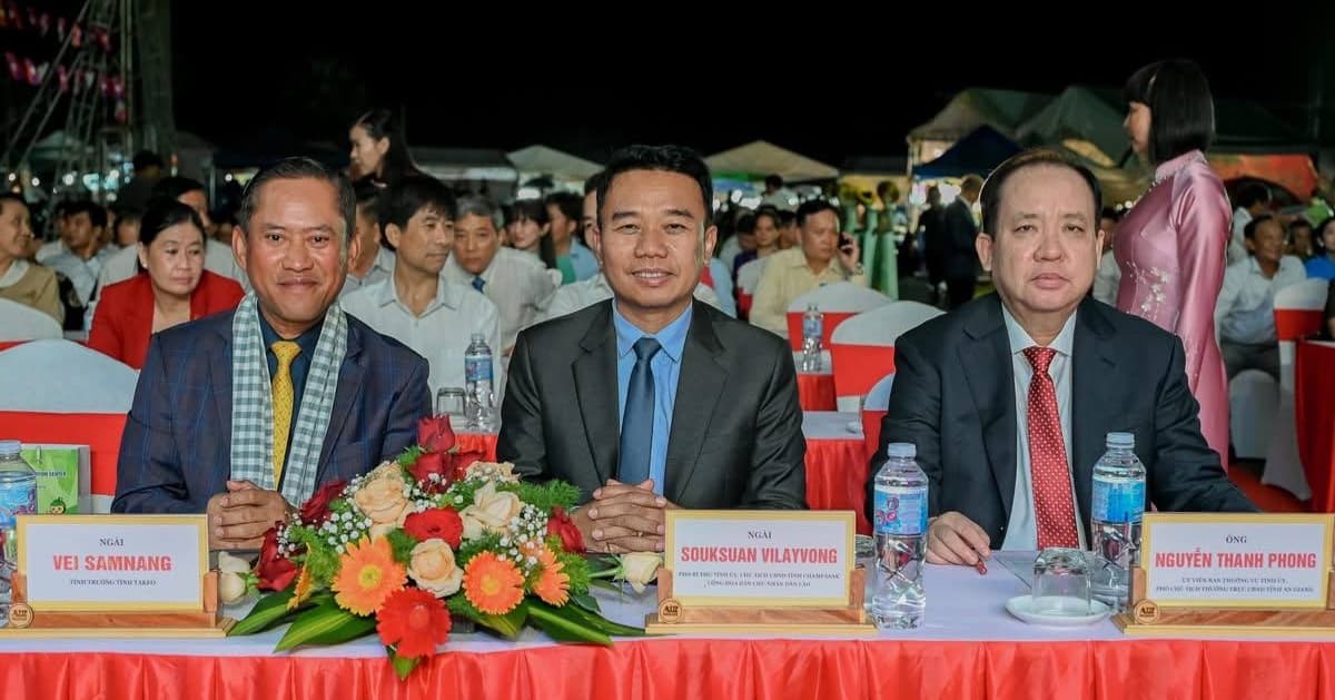 អភិបាលខេត្តតាកែវ ប្ដេជ្ញាបន្ដសហការជាមួយអាជ្ញាធរខេត្តអានយ៉ាង រួមគ្នាទប់ស្កាត់រាល់បទល្មើសឆ្លងដែននានា