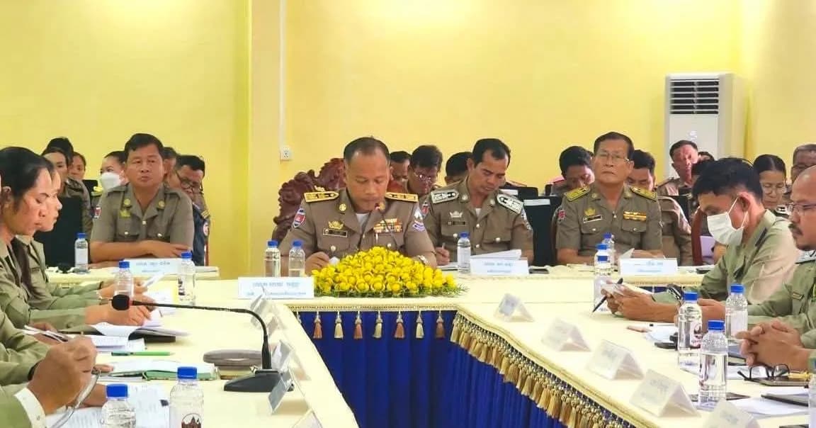រដ្ឋបាលស្រុកបាទី បើកកិច្ចប្រជុំសាមញ្ញក្រុមប្រឹក្សាស្រុក លើកទី២៦ អាណត្តិទី៤ ដើម្បីពិនិត្យវាយតម្លៃការងារ និងពង្រឹងប្រសិទ្ធភាពការផ្តល់សេវាសាធារណៈជូនប្រជាពលរដ្ឋ