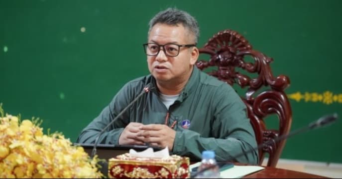 ឯកឧត្តម នាយឧត្ដមសេនីយ៍ ទៀ សីហា ឧបនាយករដ្ឋមន្ត្រី រដ្ឋមន្ត្រីក្រសួងការពារជាតិ បានអញ្ជើញជាអធិបតីដ៏ខ្ពង់ខ្ពស់ ដឹកនាំកិច្ចប្រជុំដើម្បីពិនិត្យវឌ្ឍនភាព នៃការប្រើប្រាស់ដីទីលានទុកសាក់សំរាម និងការគ្រប់គ្រងសំណល់រឹង នៅក្នុងក្រុងខេមរភូមិន្ទ និងស្រុកមណ្ឌលសីមា