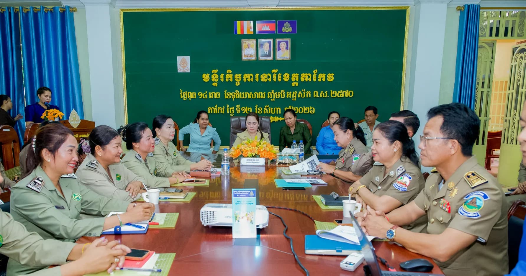 មន្ទីរកិច្ចការនារីខេត្តតាកែវ បើកវគ្គបណ្តុះបណ្តាលស្តីពី «ការបង្កើតភាពអង់អាចផ្នែកសេដ្ឋកិច្ចរបស់ស្ត្រីក្នុងយុគសម័យឌីជីថល» ដើម្បីជំរុញកំណើនសេដ្ឋកិច្ចគ្រួសារ និងសង្គមជាតិ