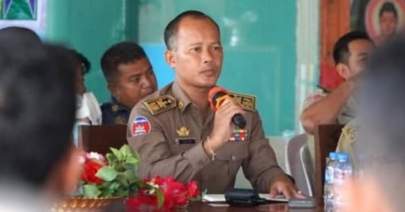 ក្រុមការងាររាជរដ្ឋាភិបាលចុះមូលដ្ឋានឃុំពារាម ស្រុកបាទី បើកវេទិកាសាធារណៈដើម្បីដោះស្រាយបញ្ហាប្រឈម និងសំណូមពររបស់ប្រជាពលរដ្ឋ