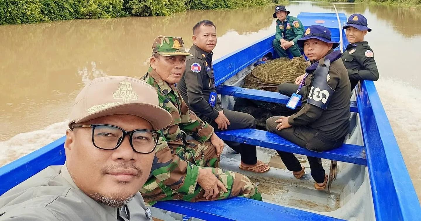 កម្លាំងអធិការកិច្ចរដ្ឋបាលជលផល និងរដ្ឋបាលស្រុកអង្គរបូរី ចុះបង្ក្រាបឧបករណ៍នេសាទខុសច្បាប់ក្នុងរដូវត្រីពង!