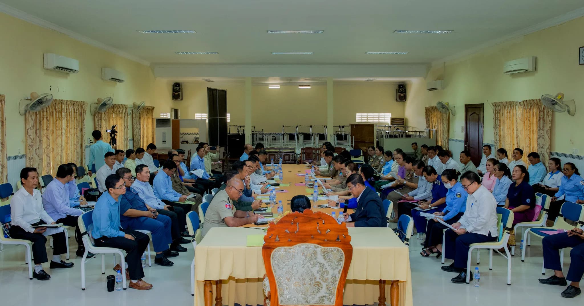 មន្ត្រីសុខាភិបាលខេត្តតាកែវ អំពាវនាវឱ្យមានការចូលរួមទប់ស្កាត់ការរីករាលដាលជំងឺអេដស៍ ខណៈពេលអ្នកឆ្លងជំងឺអេដស៍មានការកើនឡើងក្នុងឆមាសទី១ ឆ្នាំ២០២៦នេះ