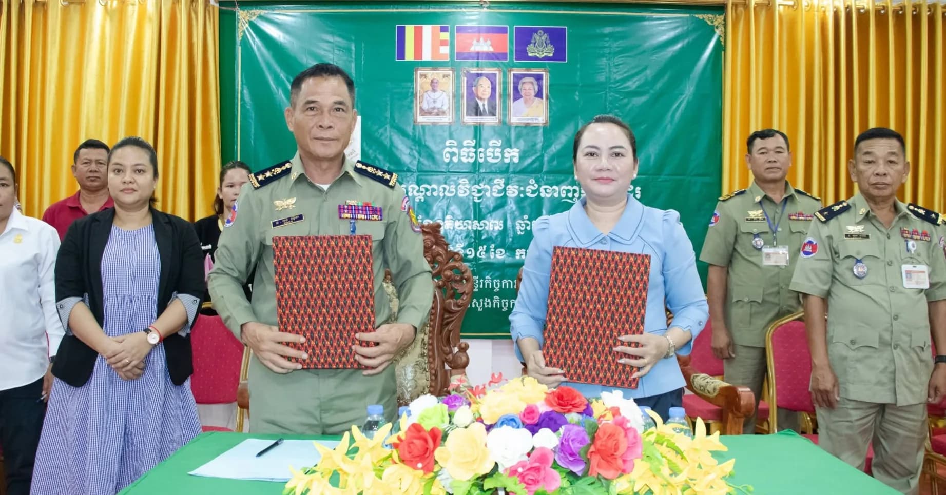ស្រ្តីជាប់ឃុំ ៤០នាក់ ទទួលការបណ្តុះបណ្តាលជំនាញកាត់ដេរ ពីមន្ទីរកិច្ចការនារីខេត្តតាកែវ ដើម្បីកសាងអនាគតថ្មី